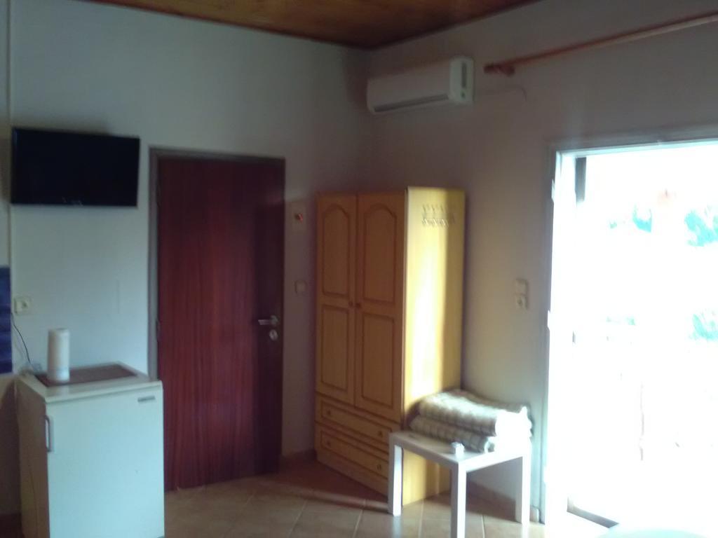 Armonia Studios Agios Georgios  Exterior foto